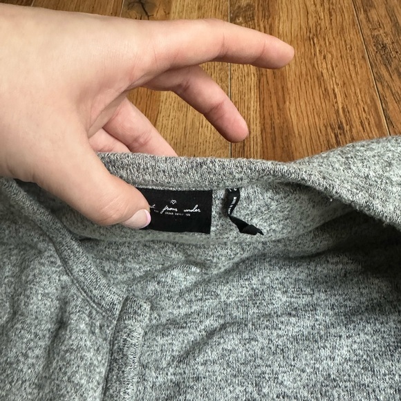 Urban outfitters cropped sweater/jacket - Picture 8 of 12